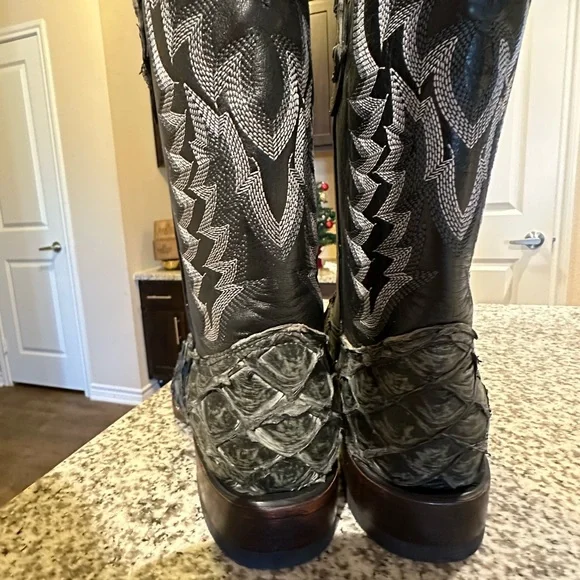 Fish boots